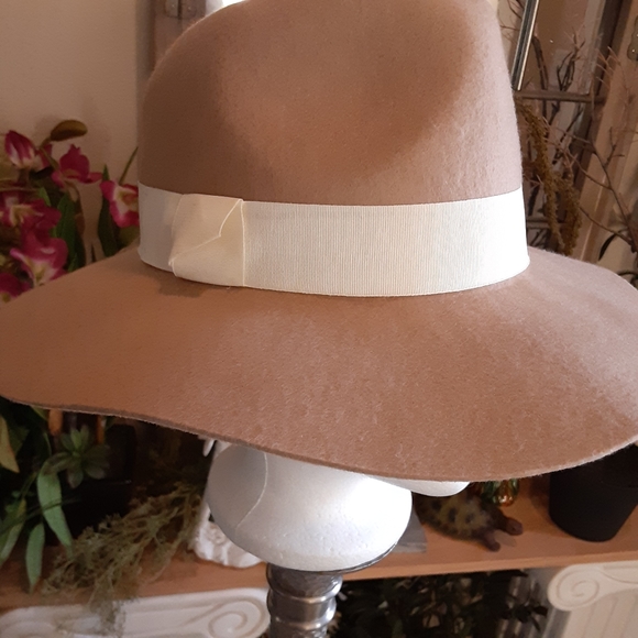 NORDSTROM, Wool Wide Brim, Banded Fedora - Picture 3 of 6